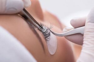sourcils à lyon